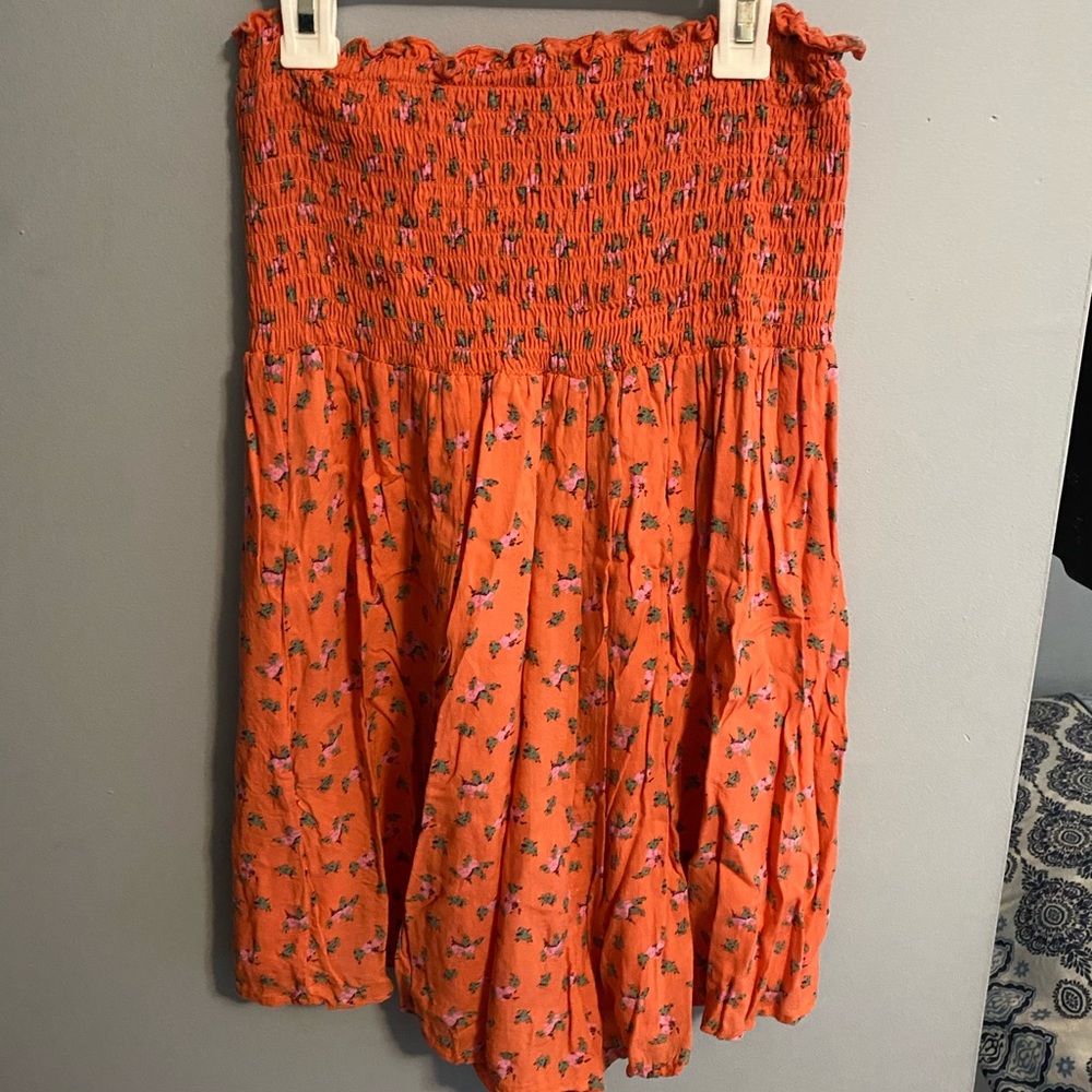 Kimchi Blue Coral Floral strapless romper - Picture 2 of 2